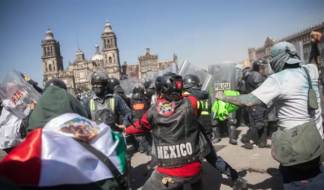 Meksika'da Z Kuşağı isyanı başladı