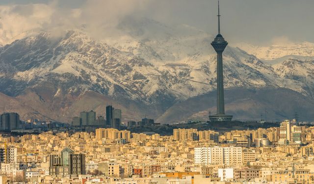 İran'ın başkenti Tahran taşınabilir