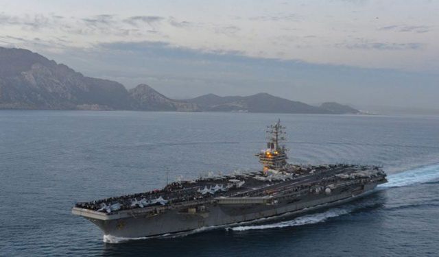 İran'dan Basra'daki Amerikan gemilerine uyarı