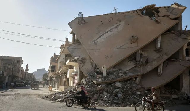 Suriye'de DEAŞ tiyatrosu yeniden sahnede