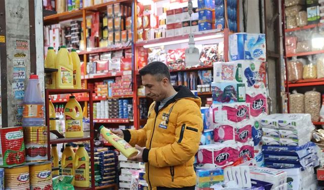 İran'da protestolara karşı herkese aylık maaş hamlesi