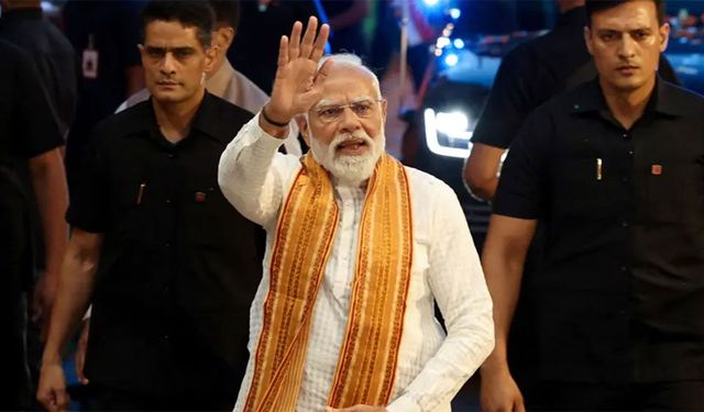Hindistan Başbakanı Modi: Altın almayın, düğünleri erteleyin