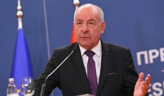 Macaristan Cumhurbaşkanı kendi imzasıyla görevden alındı