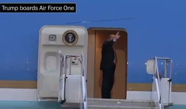 WP: Trump ankarada yemek arabasıyla uçak değiştirdi
