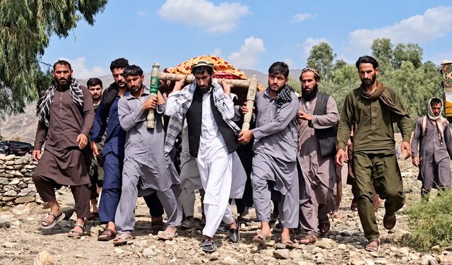 Pakistan Afganistan'ı vurdu: 28 “teröristin” öldürüldüğünü açıkladı, Kabil misilleme mesajı verdi