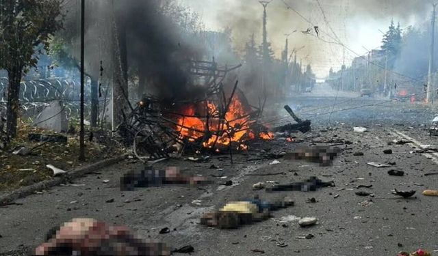 Ukrayna'da iki yolcu otobüsüne saldırı: 30 ölü, 18 yaralı