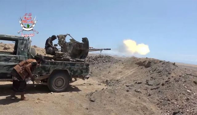 Suudi Arabistan'da iki havalimanına saldırı: 3 kişi yaralandı