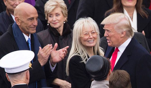 Barrack, "Başkan çok net, İran'ı vurabilir" dedi, Trump "Haberim yok" dedi