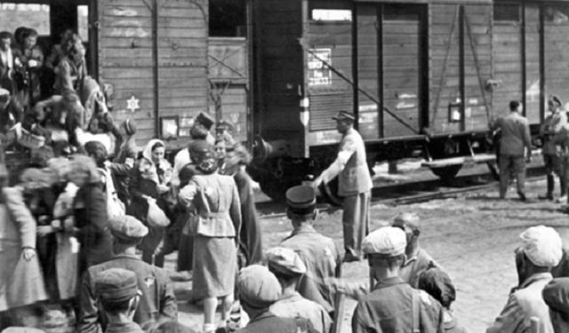 Tarihte bugün (14 Kasım): Ahıska Türkleri, Stalin tarafından sürgün edildi