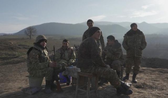 Ermenistan'da askeri kışlada yangın: 15 asker öldü