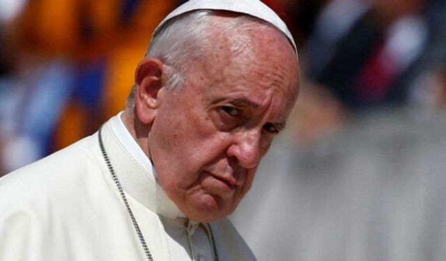 İsrail'den Papa'ya yardım çağrısı