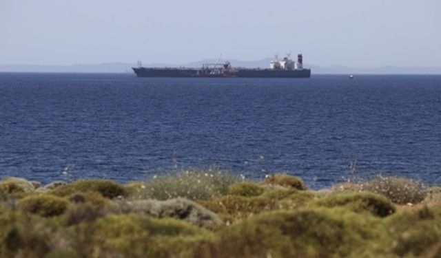 Polonya, Rus petrolü almaya devam ediyor