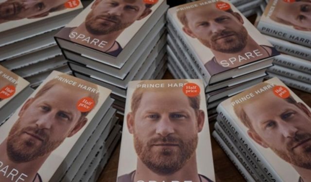 Prens Harry’nin kitabı Whatsapp'ta ücretsiz dağıtılıyor