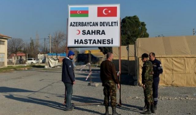 Azerbaycan Kahramanmaraş'ta sahra hastanesi kurdu