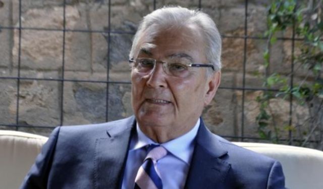 Deniz Baykal hayatını kaybetti