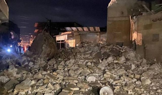 Deprem Suriye'yi de vurdu: 230 kişi hayatını kaybetti