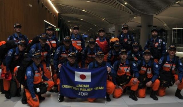 Japonya Uluslararası Acil Kurtarma Ekibi İstanbul'a geldi