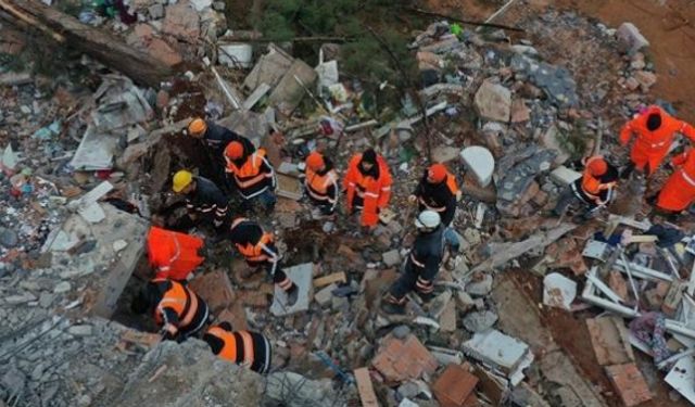 Moğolistan Türkiye’ye arama kurtarma ekibi ve sağlık personeli gönderdi