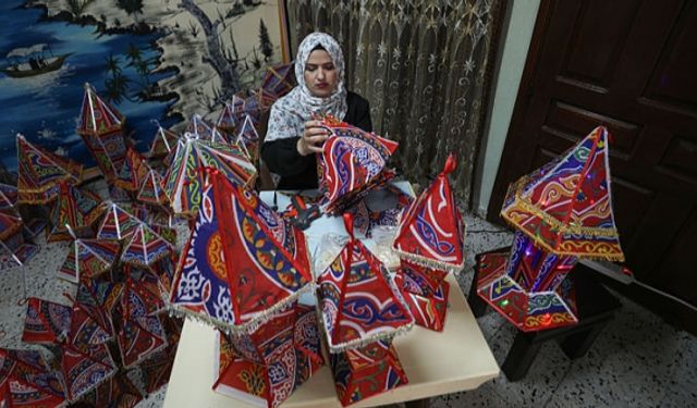 Ramazan fenerleri Gazze'de geçim kaynağı