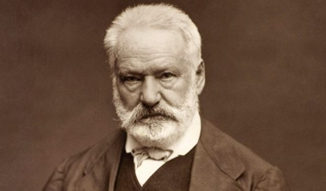 Victor Hugo'nun Peygamber şiiri Türkçe'de