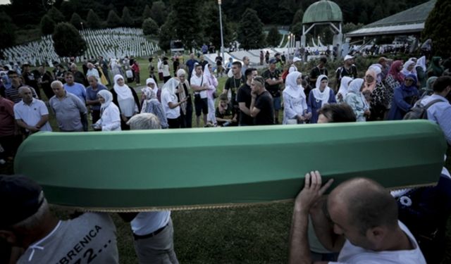 Srebrenitsa'da 30 cenaze daha bugün defnedilecek