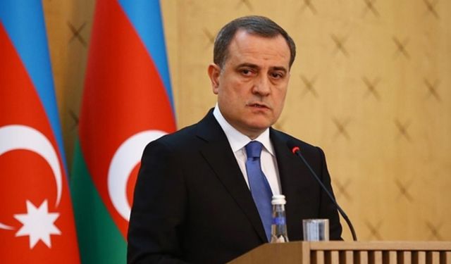 Kur'an yönelik saldırılara Azerbaycan'dan tepki