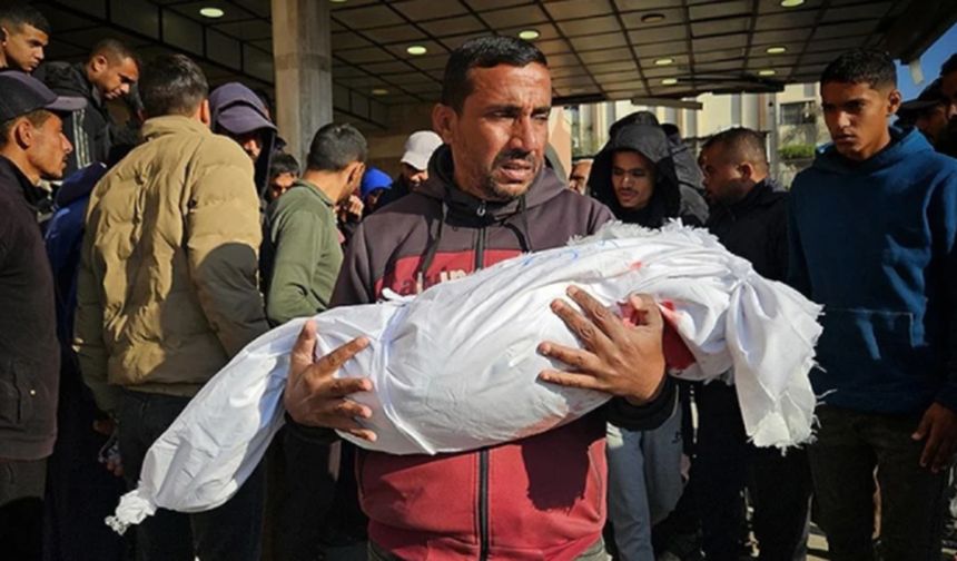 Gazze'de can kaybı 52 bin 300'ü aştı