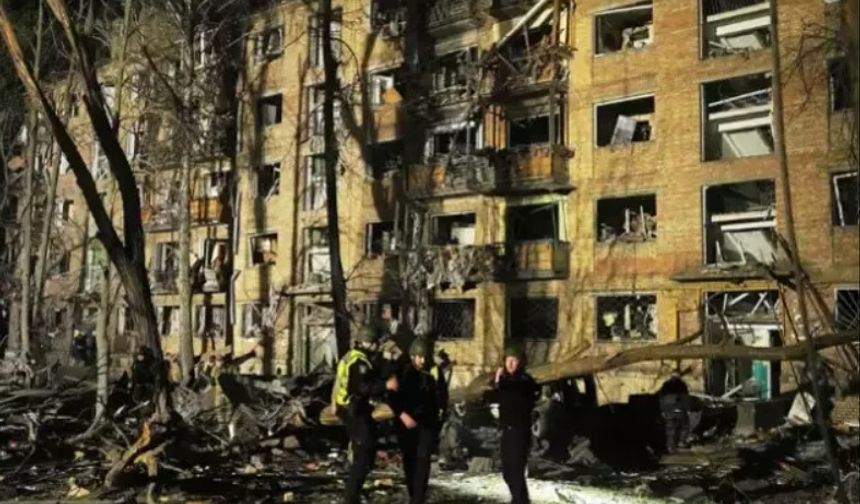 Rusya Kiev'i Kuzey Kore füzeleriyle vurdu