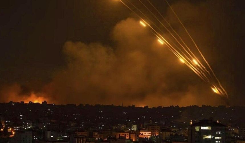 Savaşta 13. Gün: İran düşmedikçe ABD ve İsrail agresifleşiyor