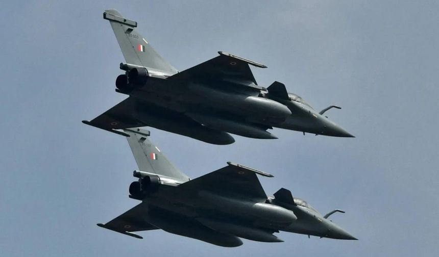 Merakla edilen konu: Pakistan Hindistan uçaklarını nasıl düşürdü?
