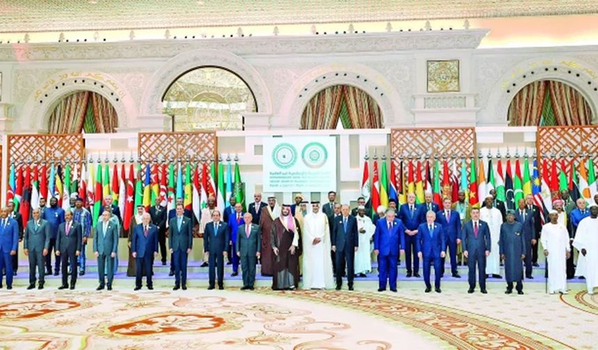 İslam ümmeti artık laf değil icraat bekliyor