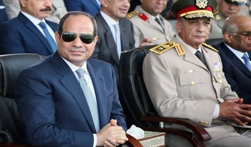 Sisi sonunda İsrail'in dediğinden çıkmayacağını itiraf etti