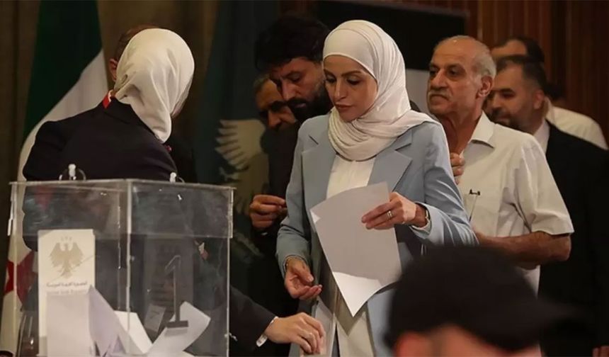 Suriye'de Esad sonrası ilk seçimler yapıldı