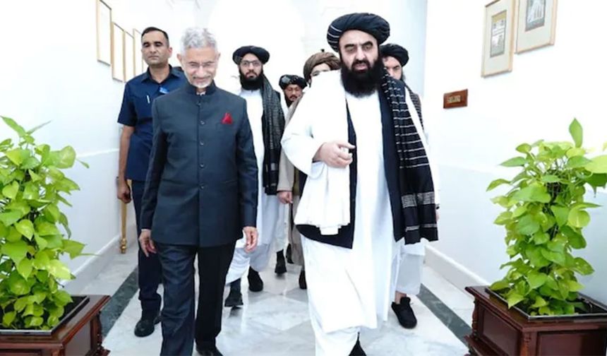 Afganistan-Hindistan yakınlaşması Pakistan ile çatışmayı ateşledi