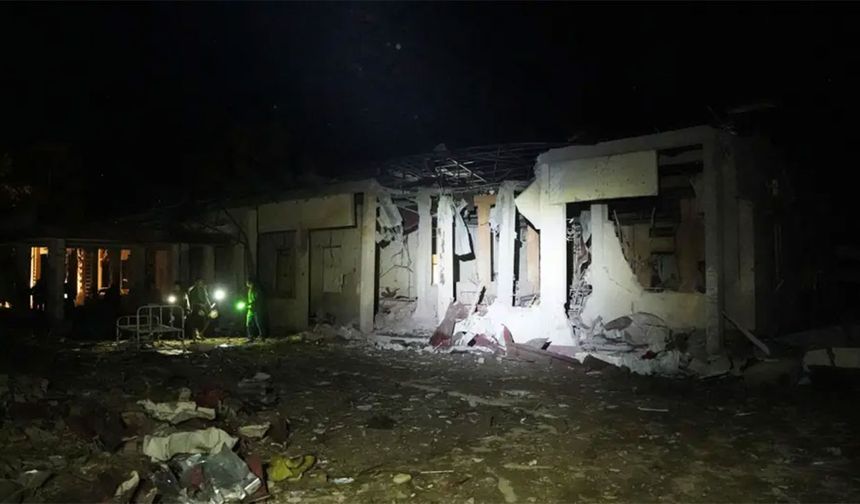 Myanmar'da ordu hastaneyi bombaladı