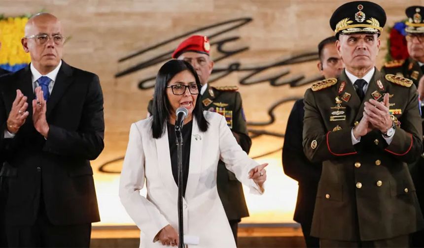 Yeni Venezuela yönetimi ABD ile diyalog başlattı