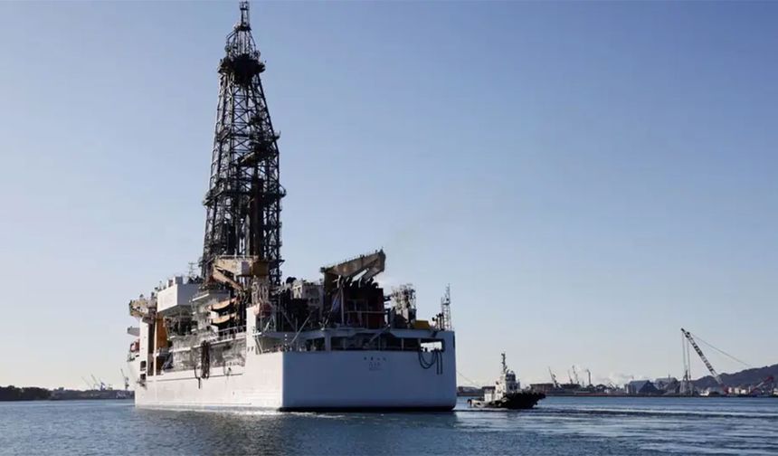 Japonya dümeni okyanusun dibine kırdı