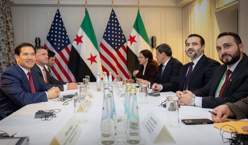 Münih'te Suriye için yeni dönemin fotoğrafı verildi