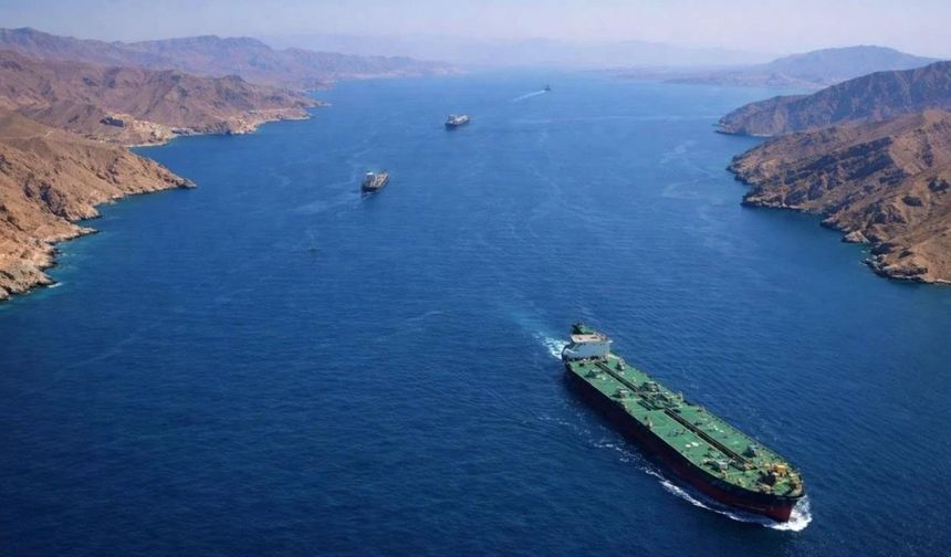 İran, Türk şirketlerine ait 3 gemiye izin verdi