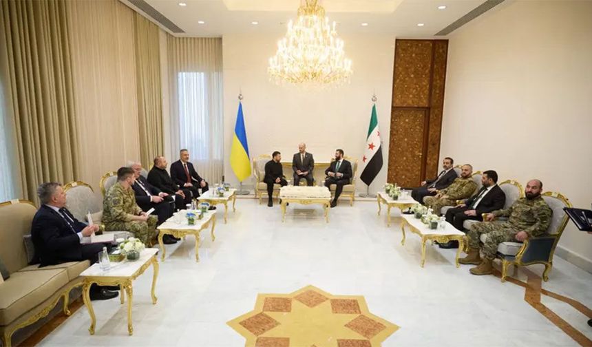 Zelenski Şam’da: Ahmed Şara ile görüştü, Hakan Fidan da katıldı