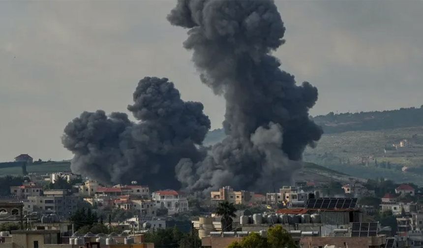 İsrail ateşkes dinlemiyor: Lübnan köylerini bombaladı
