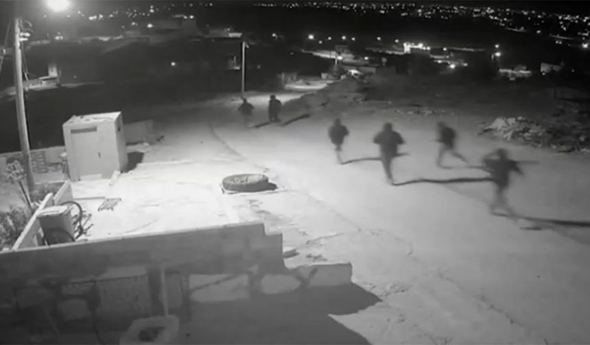 Gece yarısı bir anda ortaya çıkıp Filistinlilerin evlerine saldırdılar