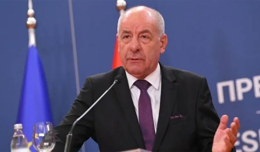 Macaristan Cumhurbaşkanı kendi imzasıyla görevden alındı