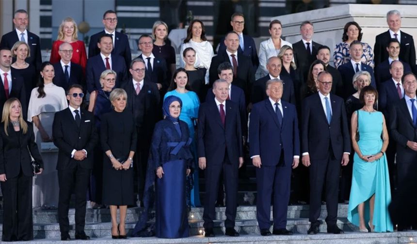 Liderler Ankara'daki resepsiyonda bir araya geldi