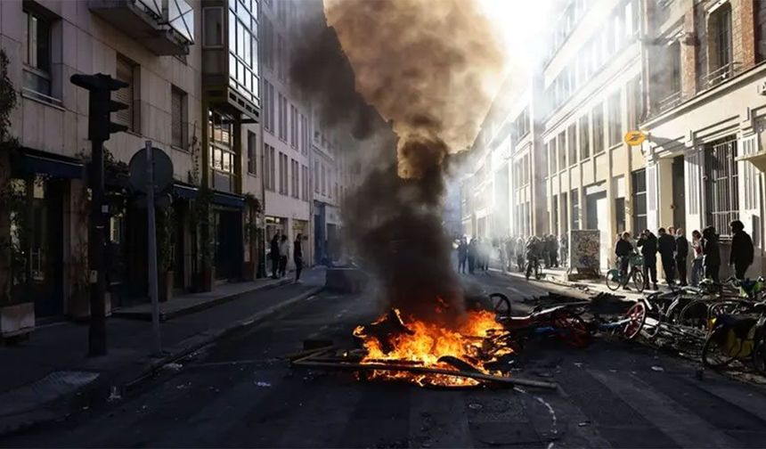 Fransa'da protestoların ardından sokağa çıkma yasağı! 4 kentte gece boyunca uygulanacak
