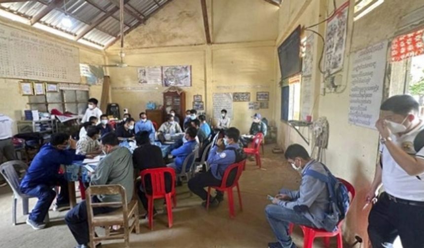 DSÖ, Kamboçya'daki kuş gribi ölümlerinden endişeli