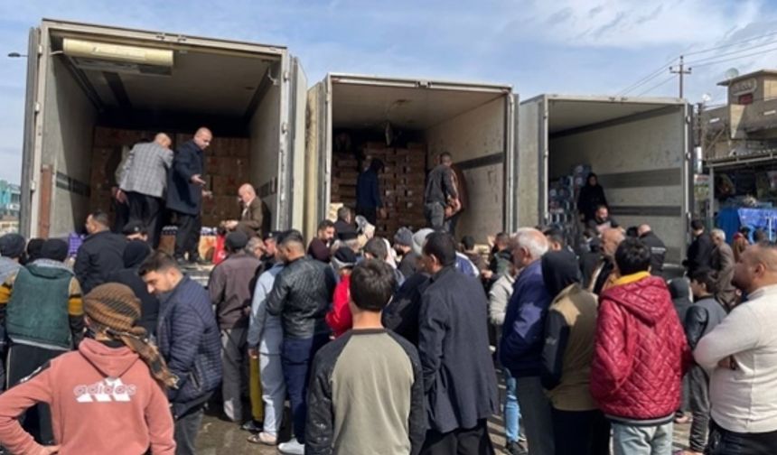 Kerkük'te indirimli market ürünlerine ilgi yoğun oldu