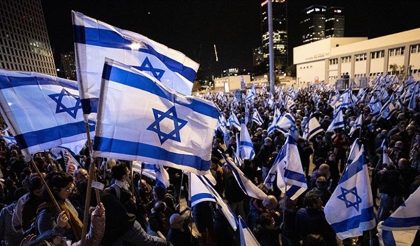 Netanyahu hükümetine protestolar devam ediyor