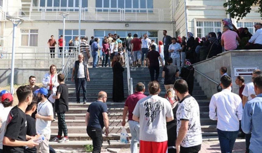 TYT puanı 2 yıl geçerli mi? YKS kaç yıl geçerli?