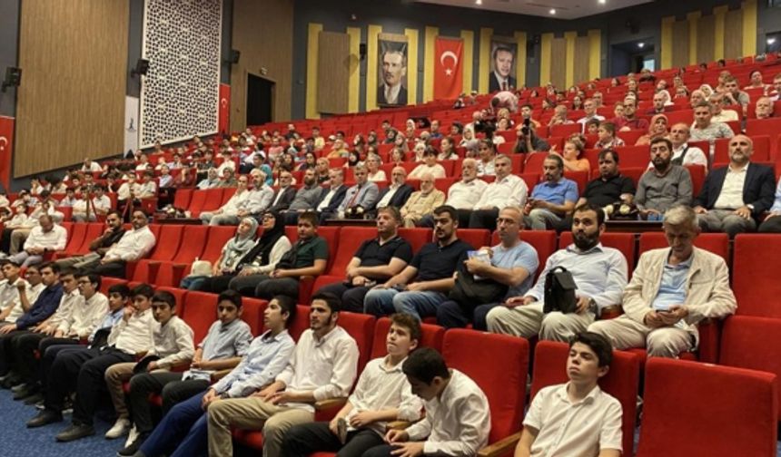 Muhammed Tayyip Okiç Paneli’ne yoğun katılım